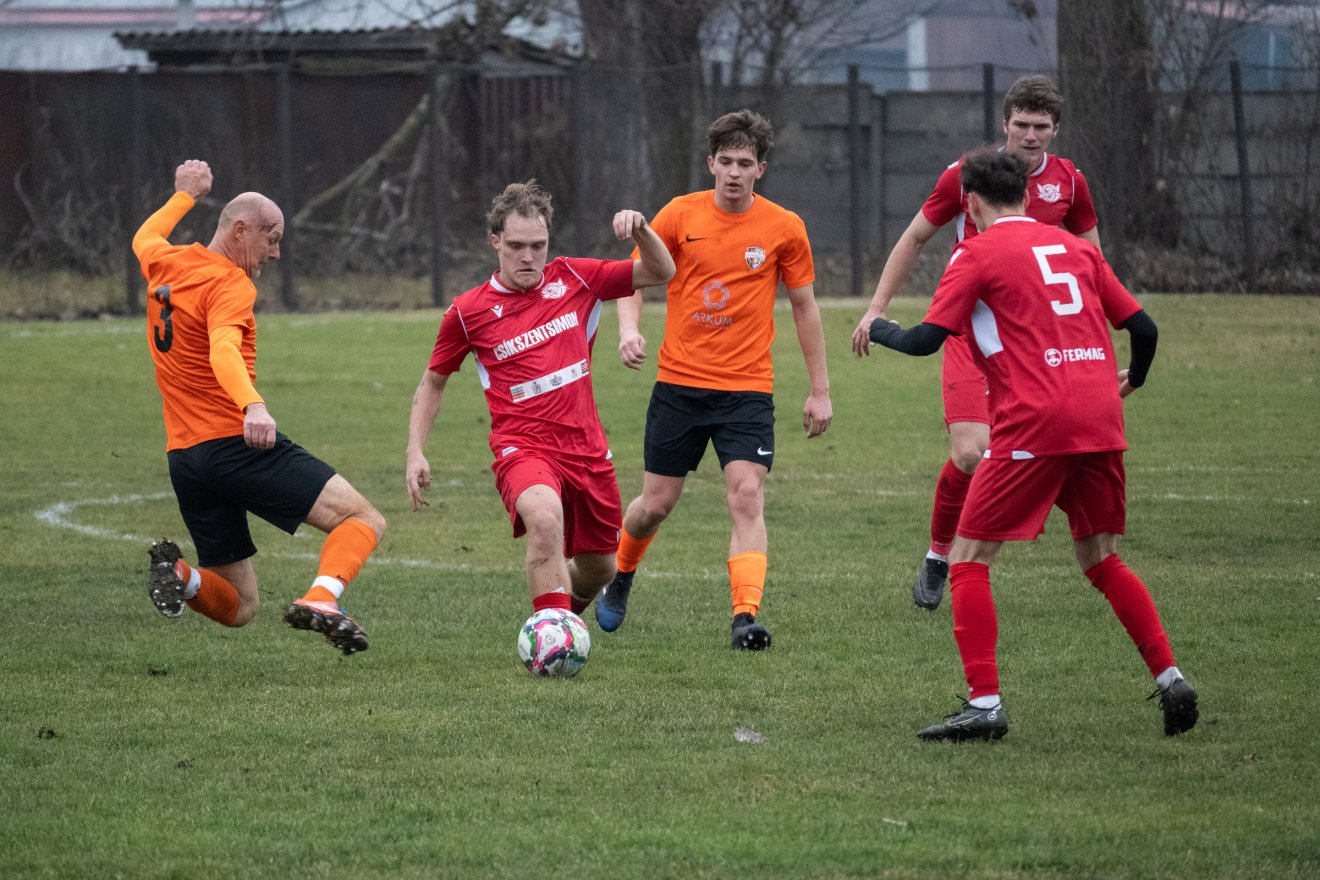 Jelenet az Csíkszentsimon–Golimpiákosz mérkőzésről •  Fotó: Borbély Fanni