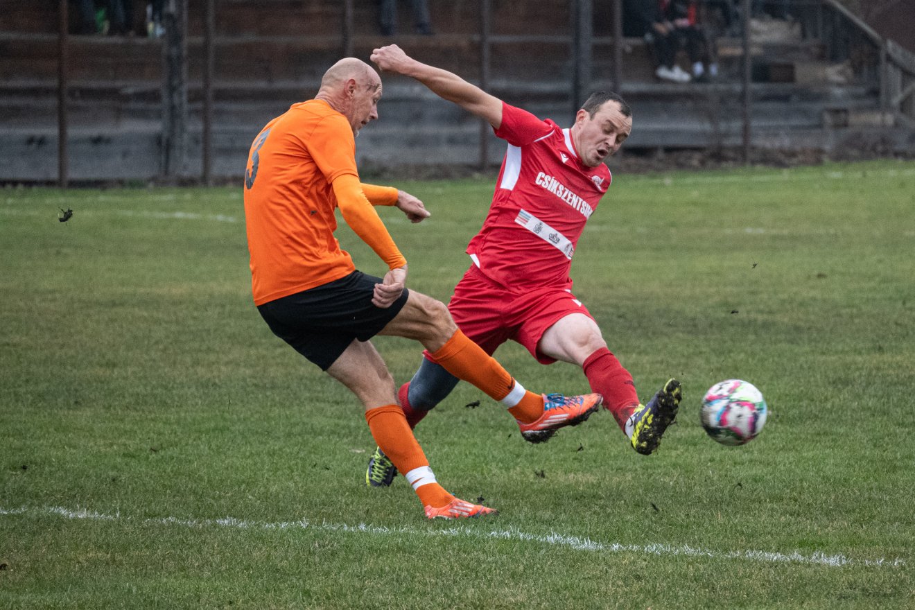 Jelenet az Csíkszentsimon–Golimpiákosz mérkőzésről •  Fotó: Borbély Fanni