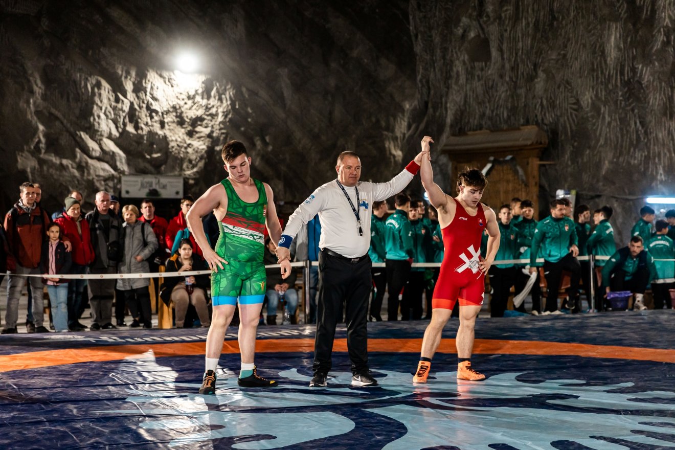 Idén tavasszal birkózóversenyt tartottak a parajdi sóbányában &bullet;  Fotó: Halmágyi Zsolt