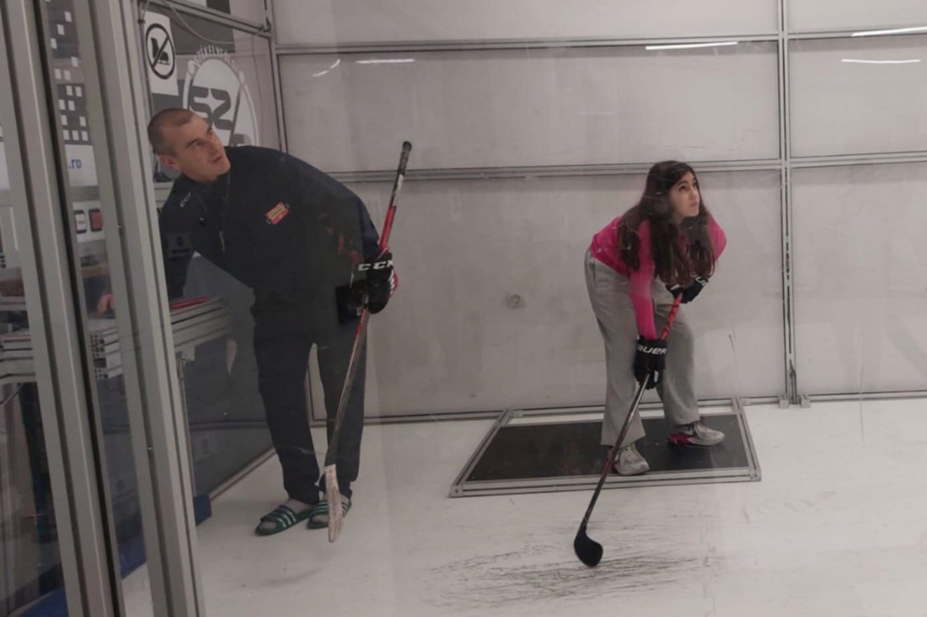 &bullet;  Fotó: Román Jégkorong-szövetség (FRHG)