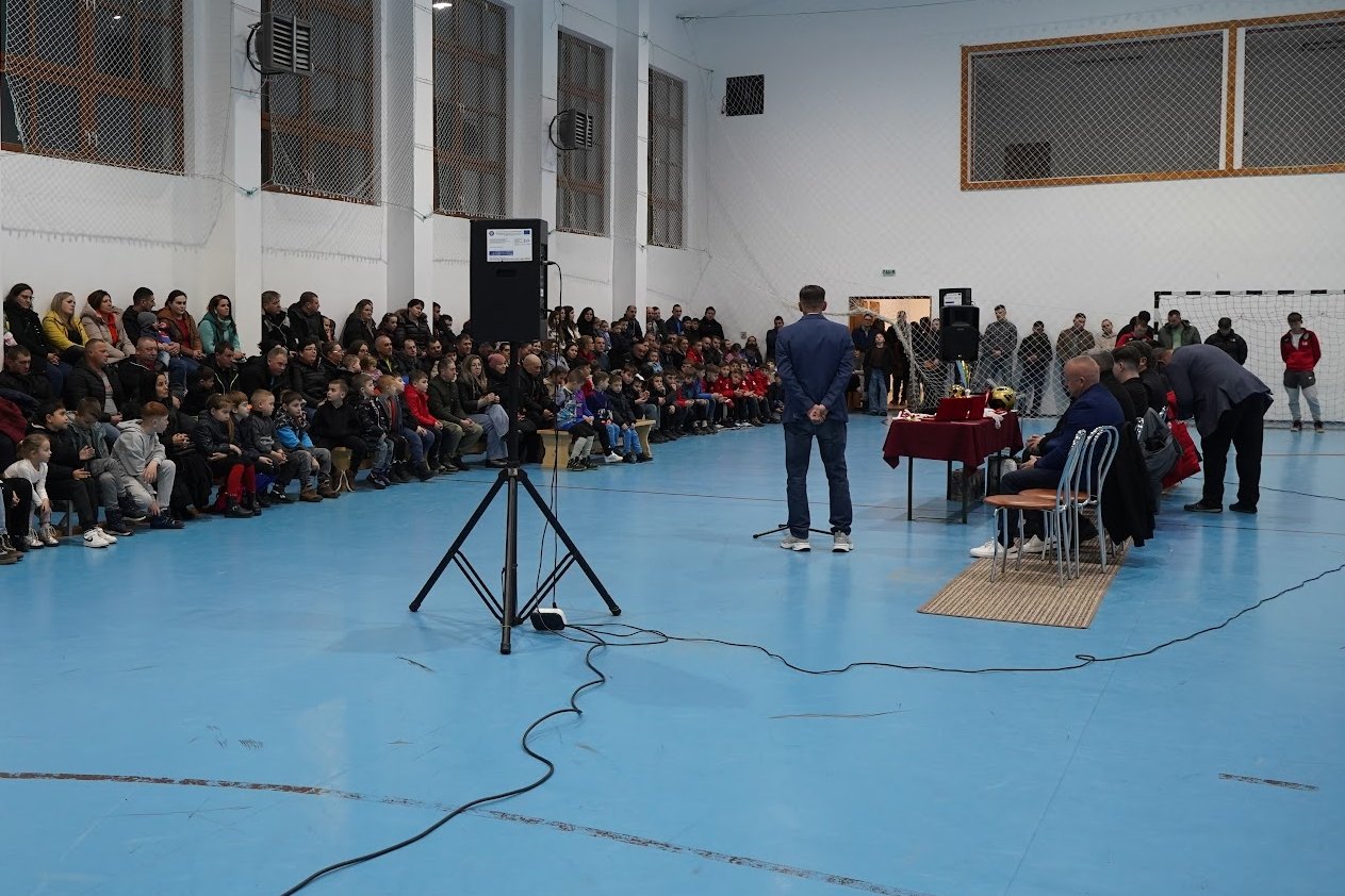 &bullet;  Fotó: Gyimesközéploki Loki SC