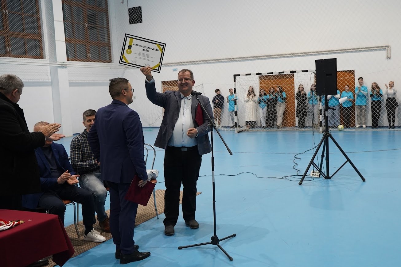 &bullet;  Fotó: Gyimesközéploki Loki SC