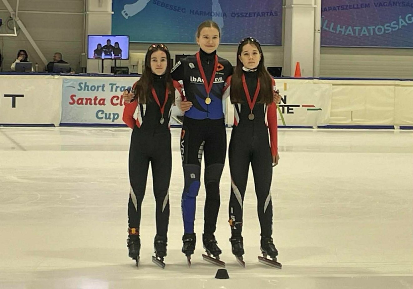 &bullet;  Fotó: Csíkszeredai ISK