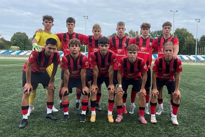 Az U16-osoknak a tabellán is át kellett adniuk vezető helyüket, és a veretlenségi szériájuk is megszakadt Jászvásáron •  Fotó: FK Csíkszereda