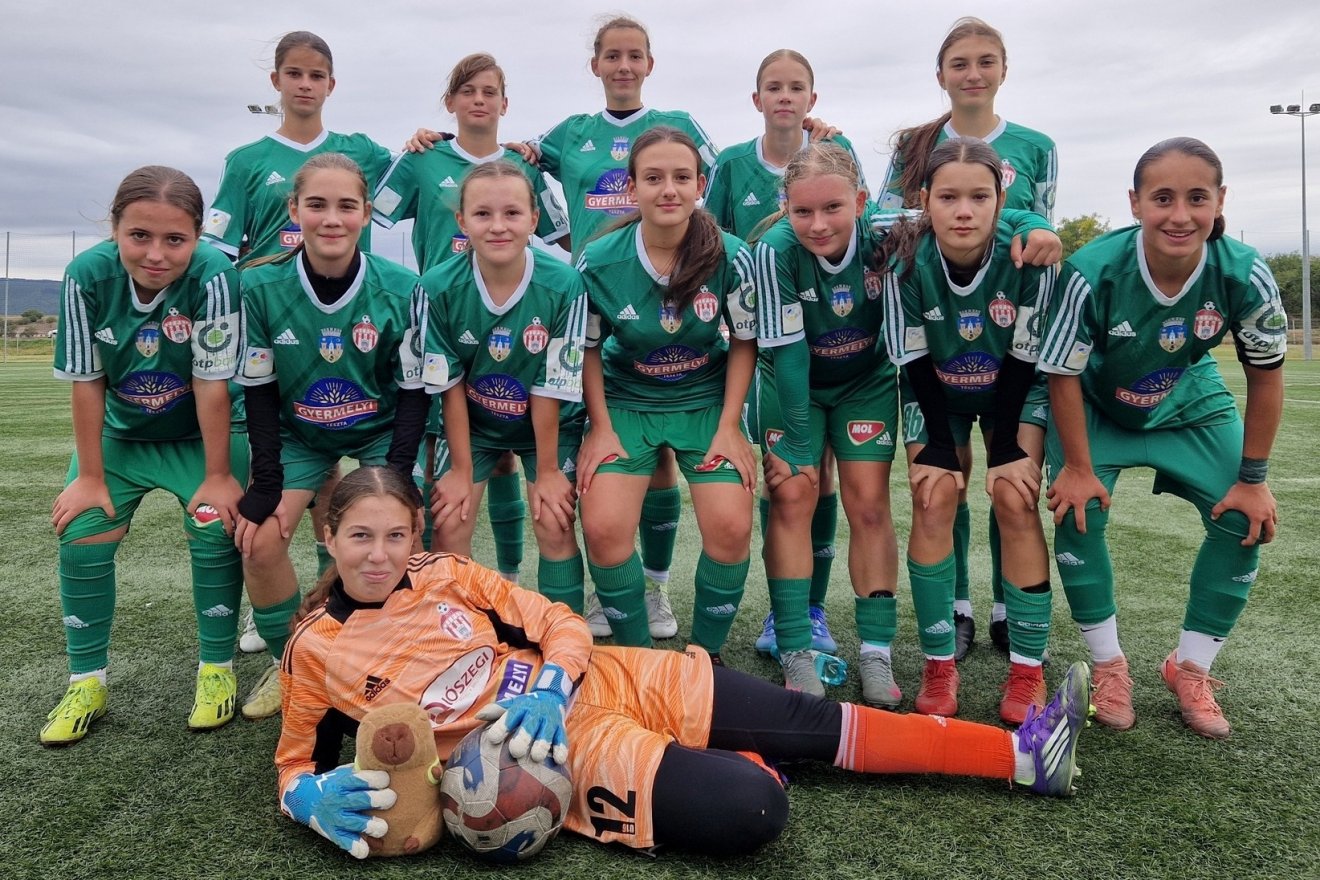 A Sepsi OSK U17-es lányai hazai pályán győztek a Suceava ellen •  Fotó: Sepsi OSK