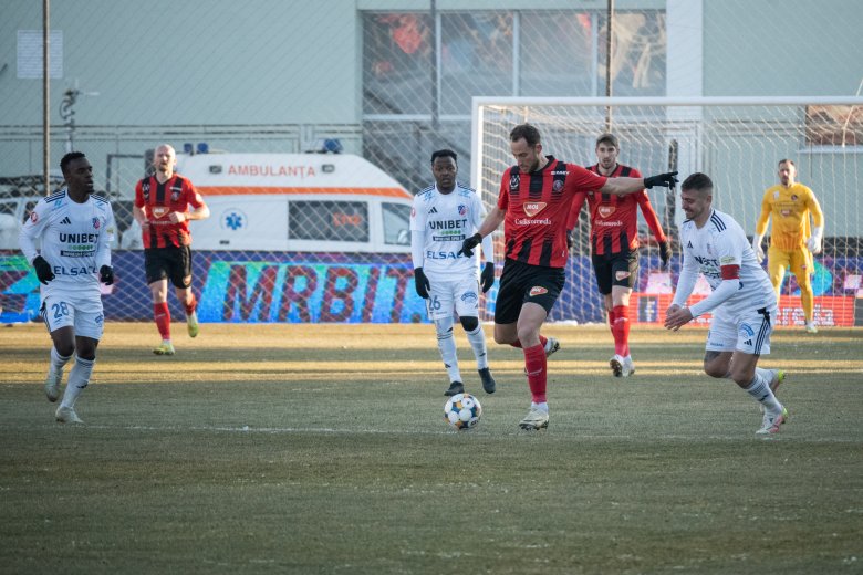 Betalált a szünet előtt, kihúzta kapott gól nélkül az FK Csíkszereda