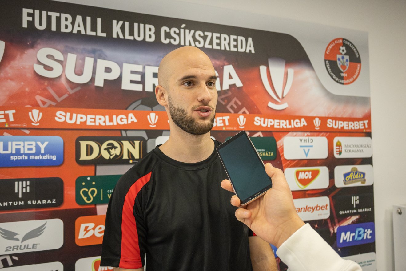 &bullet;  Fotó: Borbély Fanni