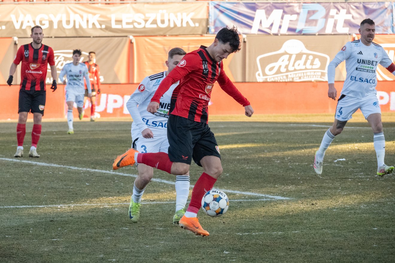 &bullet;  Fotó: Borbély Fanni