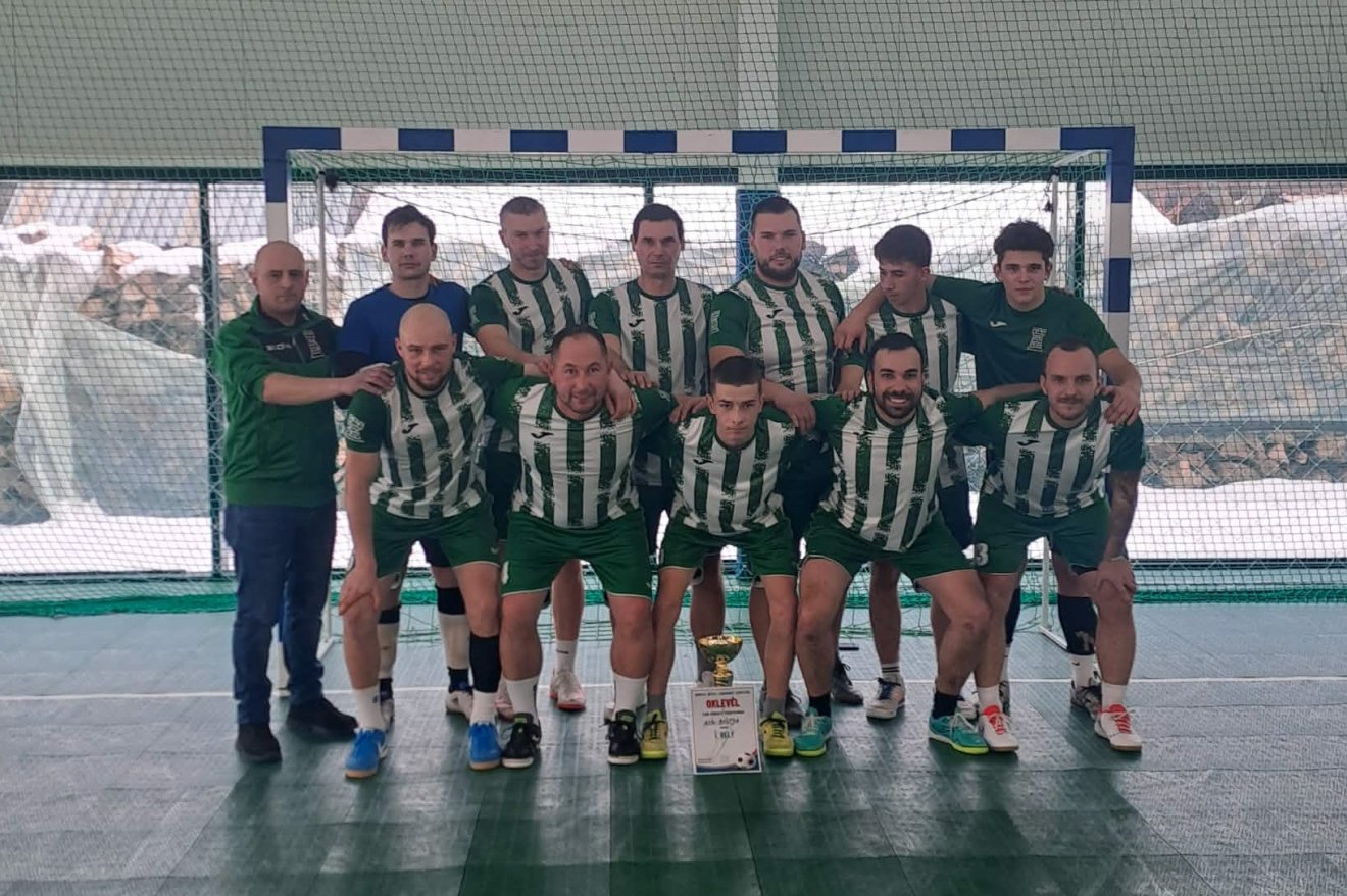 A győztes Gyergyószárhegyi Bástya &bullet;  Fotó: Hargita Megyei Labdarúgó Egyesület (AJF Harghita)