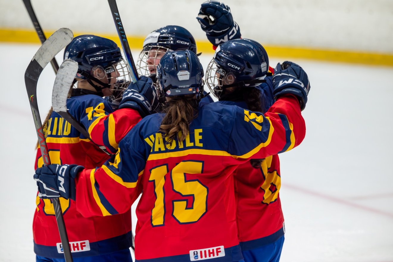 &bullet;  Fotó: Román Jégkorong-szövetség (FRHG)