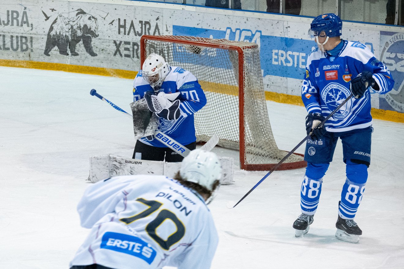 &bullet;  Fotó: Borbély Fanni