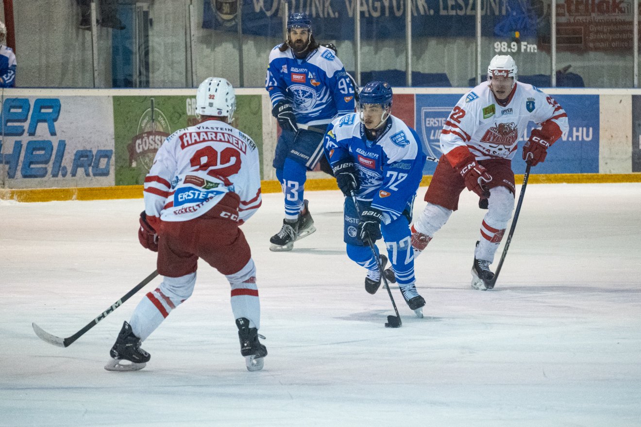 &bullet;  Fotó: Borbély Fanni