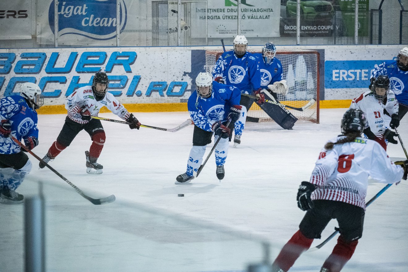 &bullet;  Fotó: Borbély Fanni