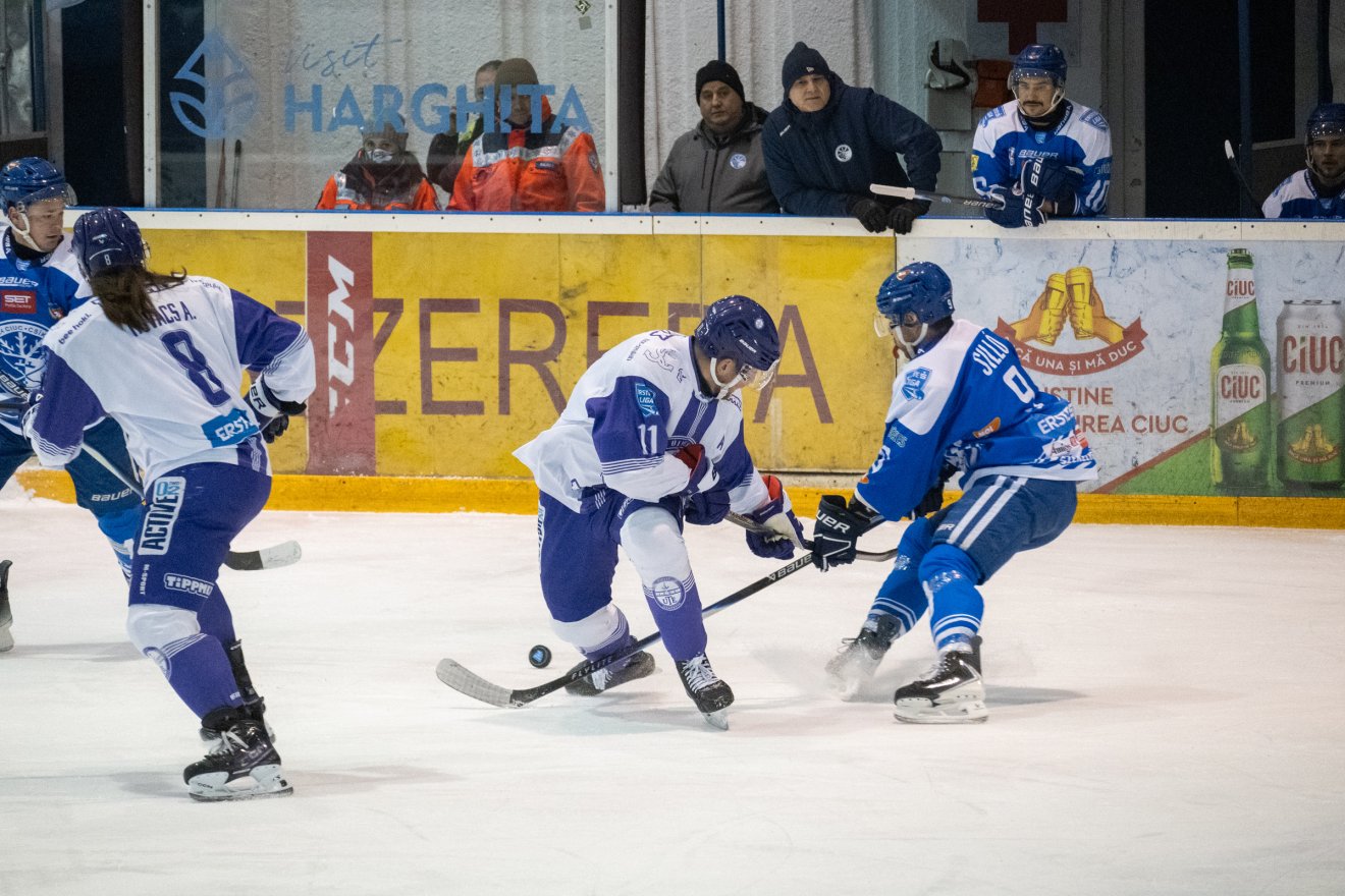 &bullet;  Fotó: Borbély Fanni