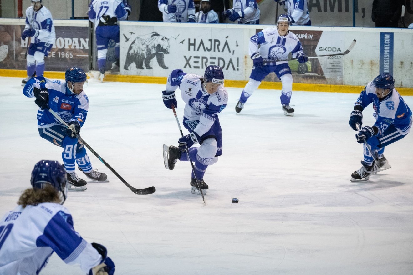 &bullet;  Fotó: Borbély Fanni