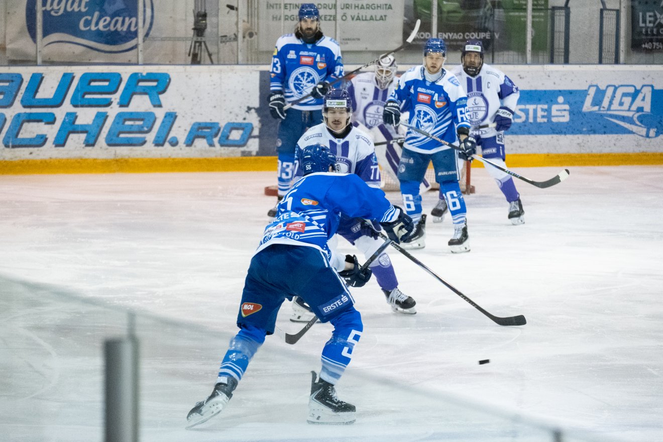 &bullet;  Fotó: Borbély Fanni