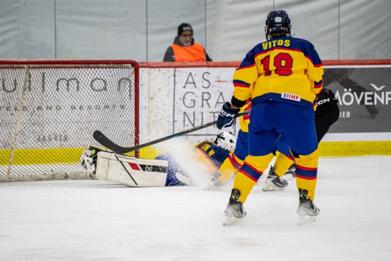 Szétlövések döntöttek a romániai női hokisok szerbek elleni csatájában