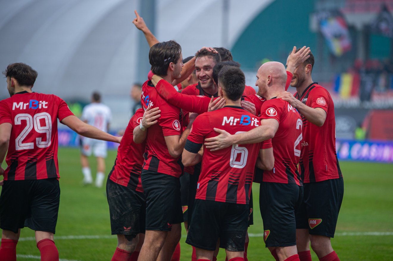 &bullet;  Fotó: Borbély Fanni