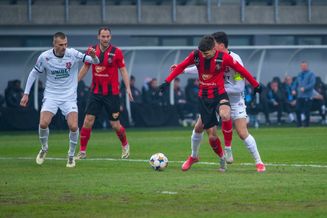 &bullet;  Fotó: Borbély Fanni