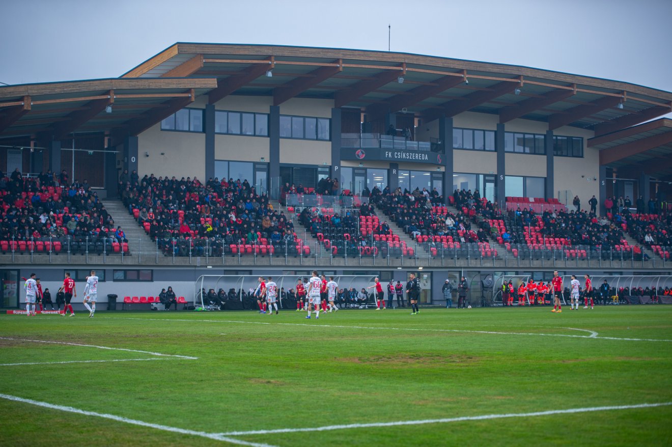 &bullet;  Fotó: Borbély Fanni