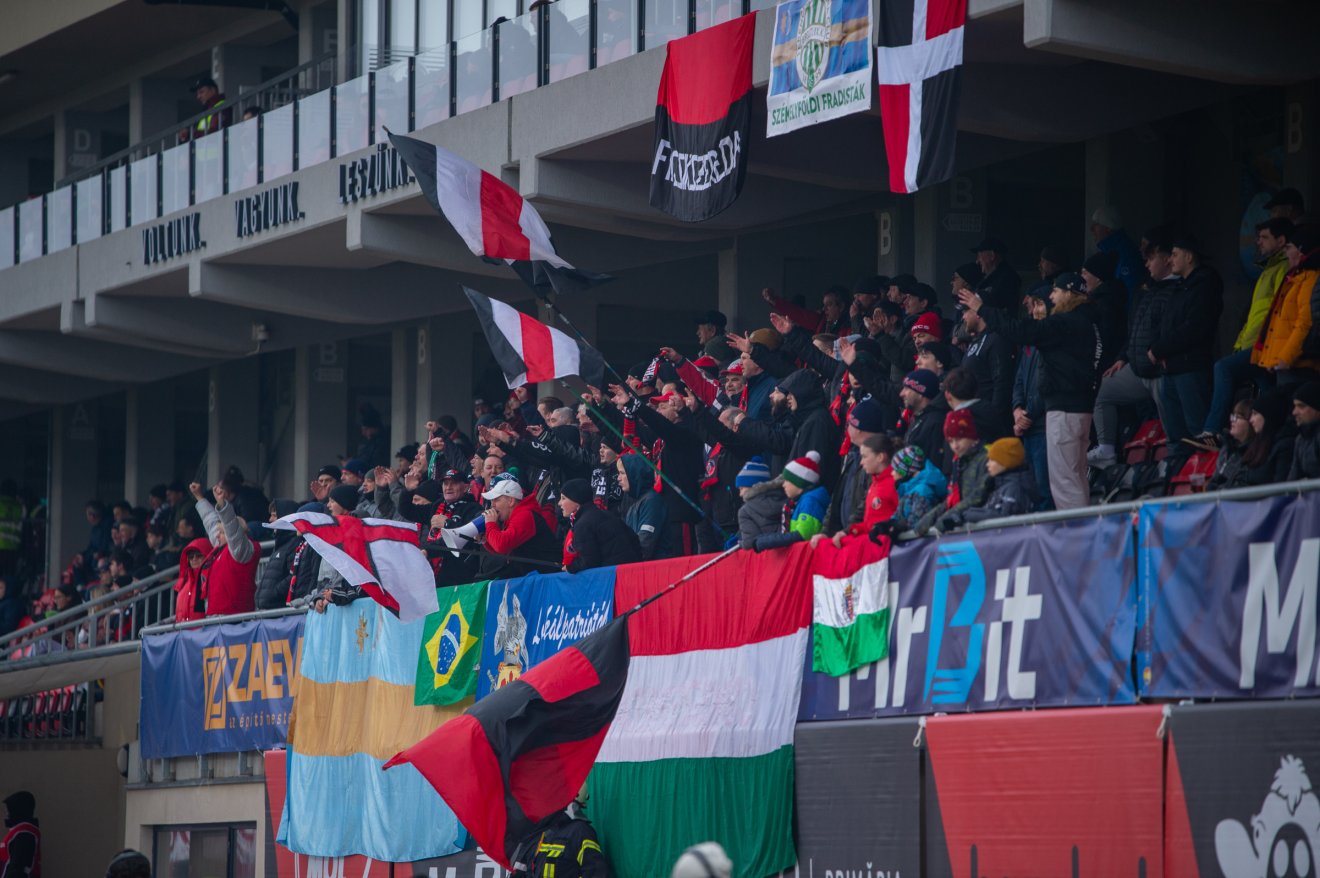 &bullet;  Fotó: Borbély Fanni