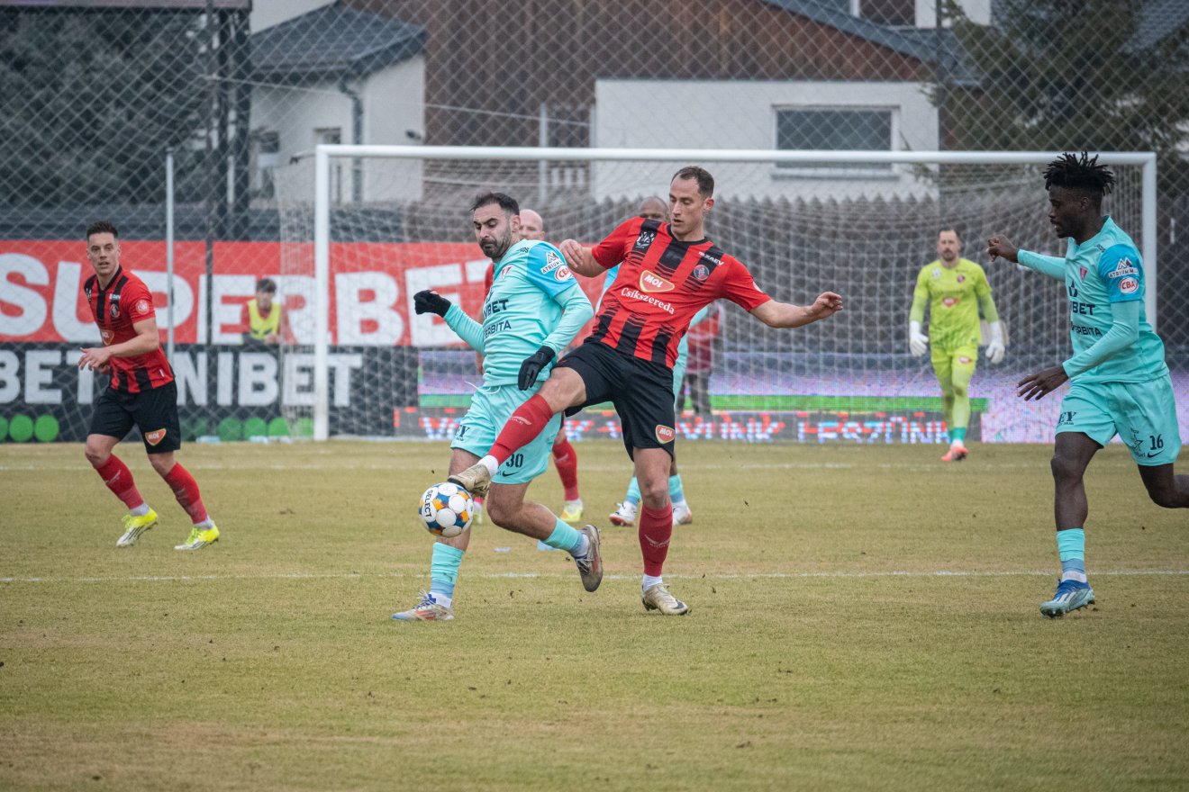 &bullet;  Fotó: Borbély Fanni