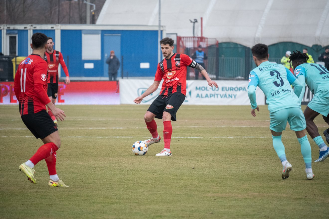 &bullet;  Fotó: Borbély Fanni