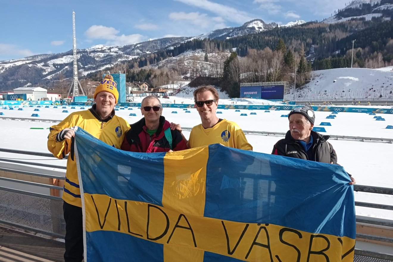 A svédeknek drukkoltak. Jobbról az első Borbáth István Ágoston, a harmadik pedig Csúcs András &bullet;  Fotó: Csúcs András