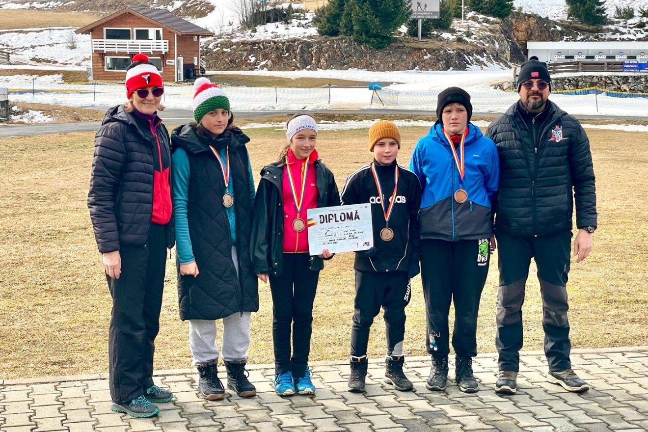 &bullet;  Fotó: Csíkszeredai ISK