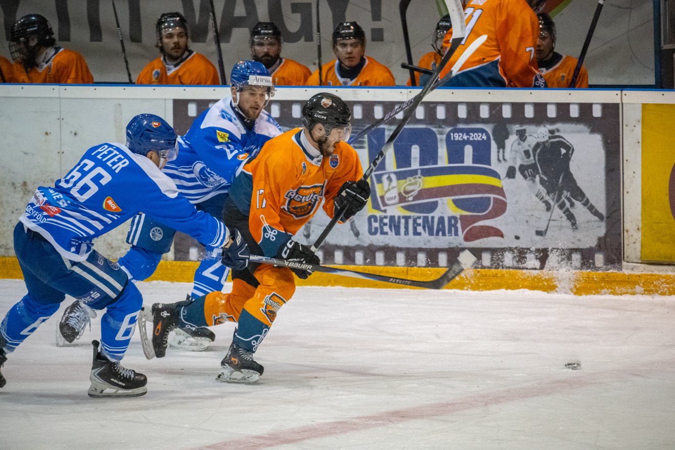 &bullet;  Fotó: Borbély Fanni