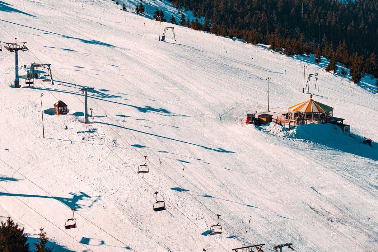 &bullet;  Fotó: Complex Montana Straja