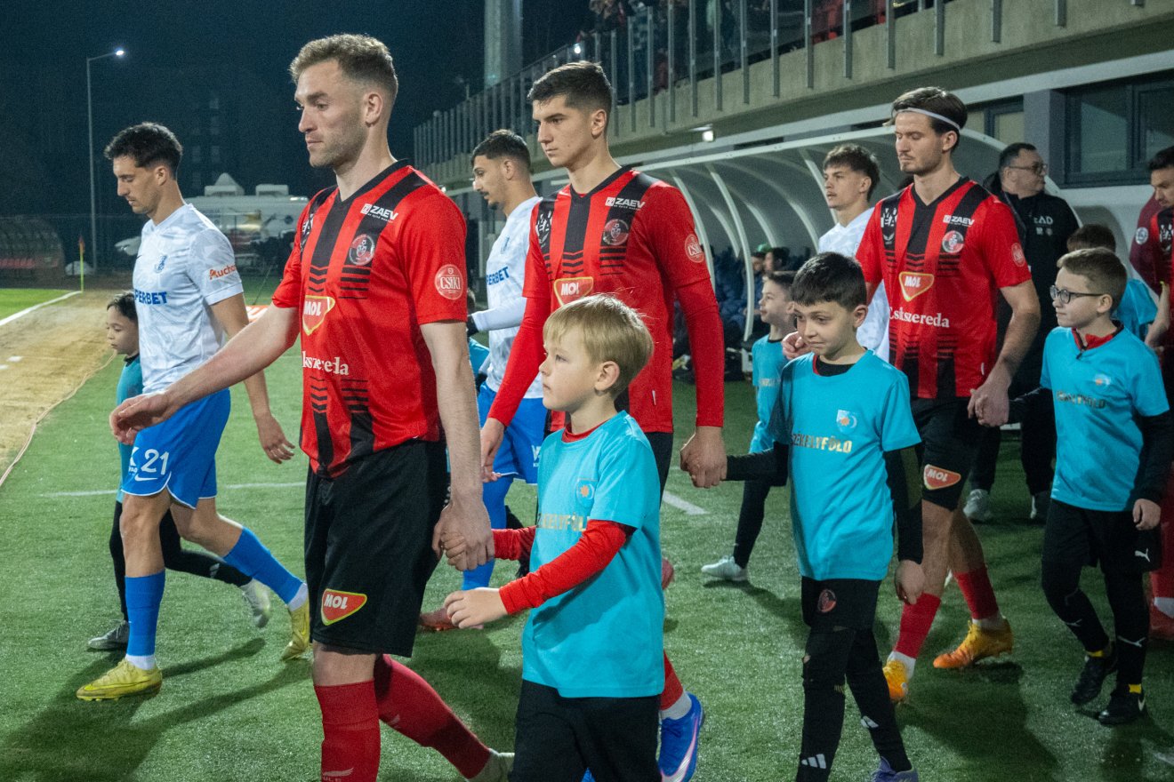 &bullet;  Fotó: Borbély Fanni