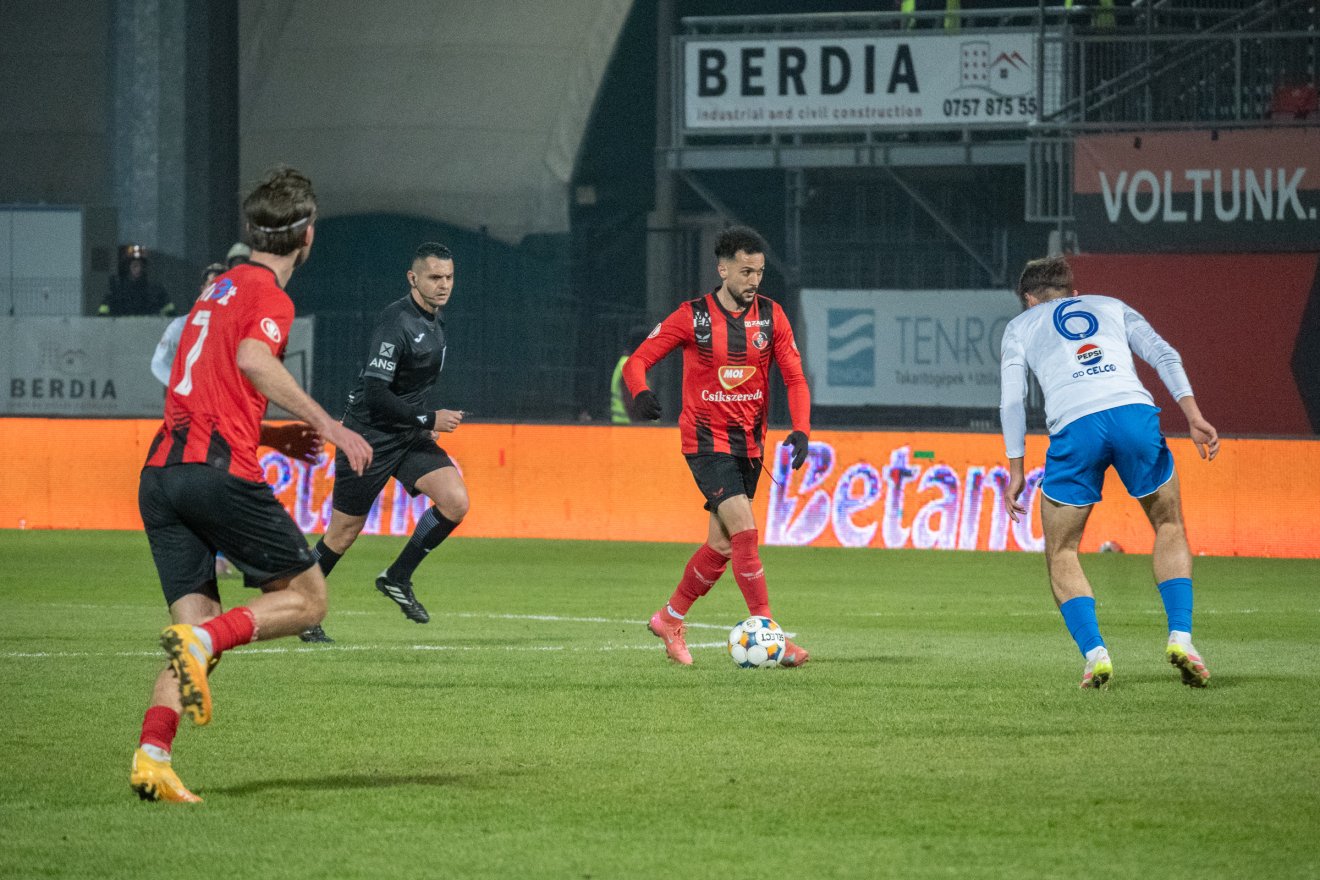 &bullet;  Fotó: Borbély Fanni