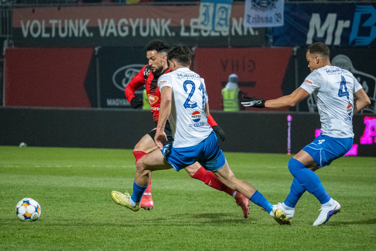 &bullet;  Fotó: Borbély Fanni