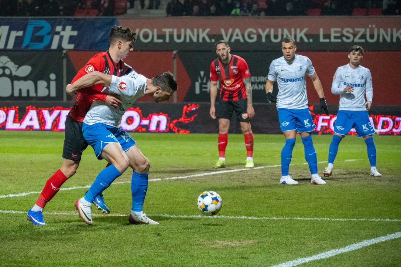 &bullet;  Fotó: Borbély Fanni