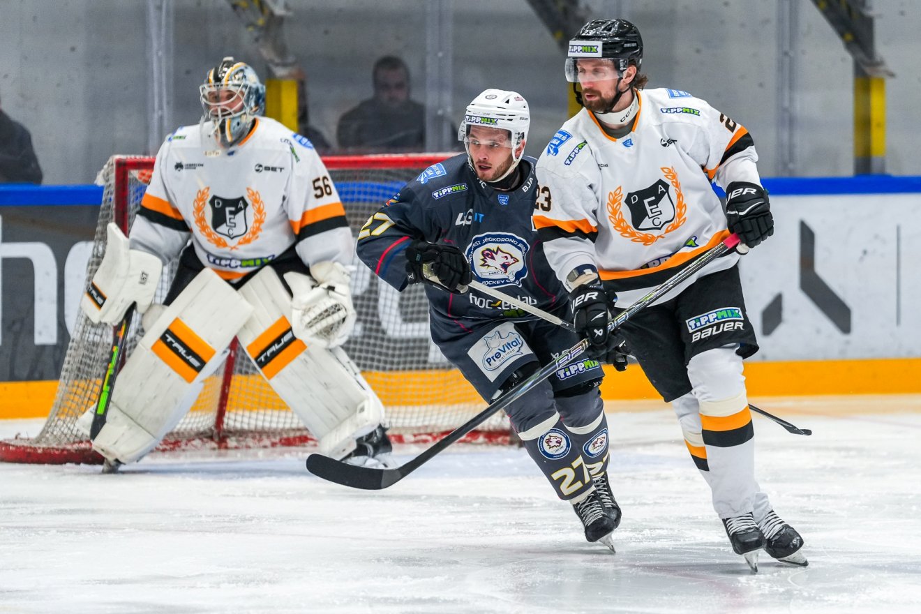 &bullet;  Fotó: Várhegyi Erna