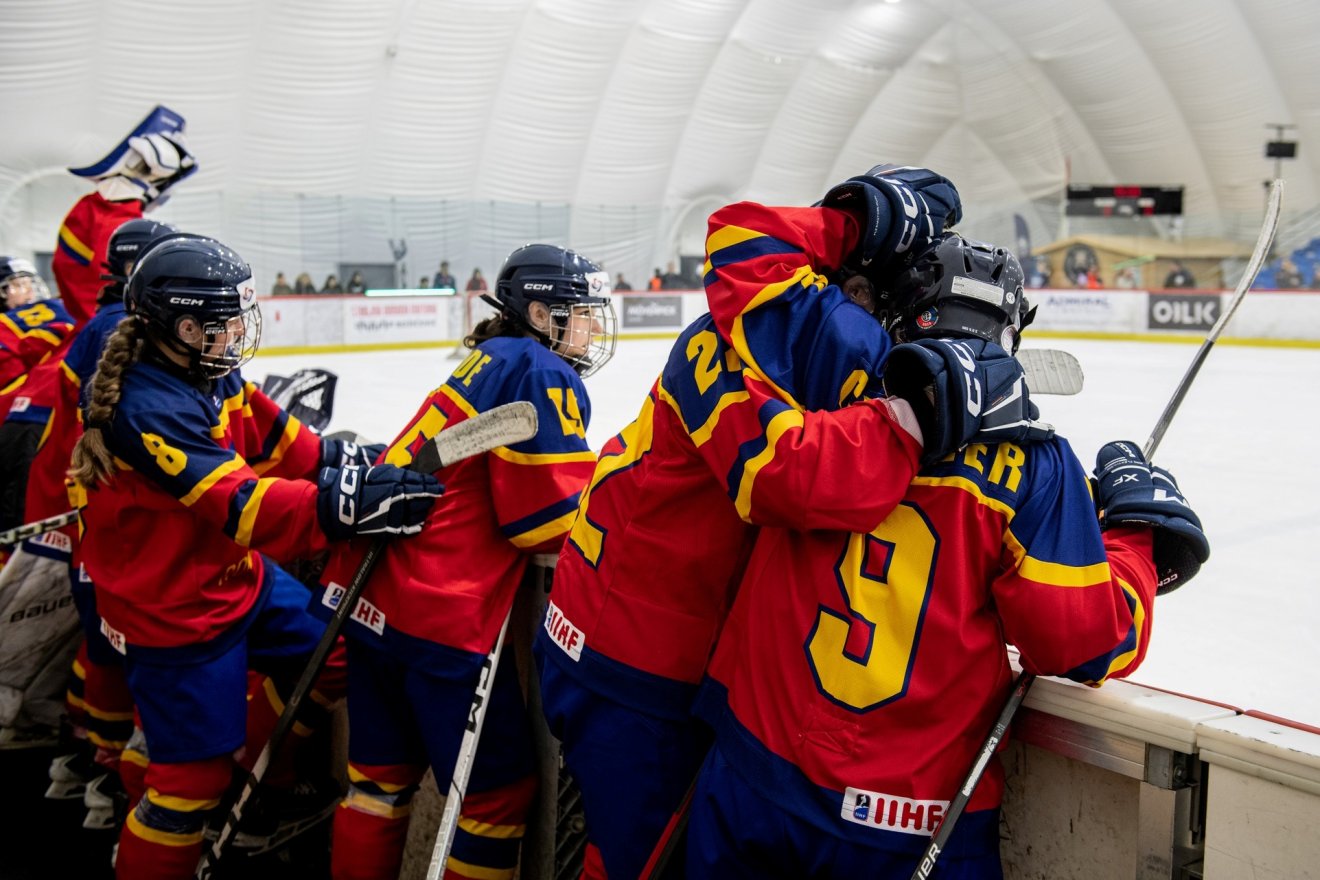 &bullet;  Fotó: Román Jégkorong-szövetség (FRHG)