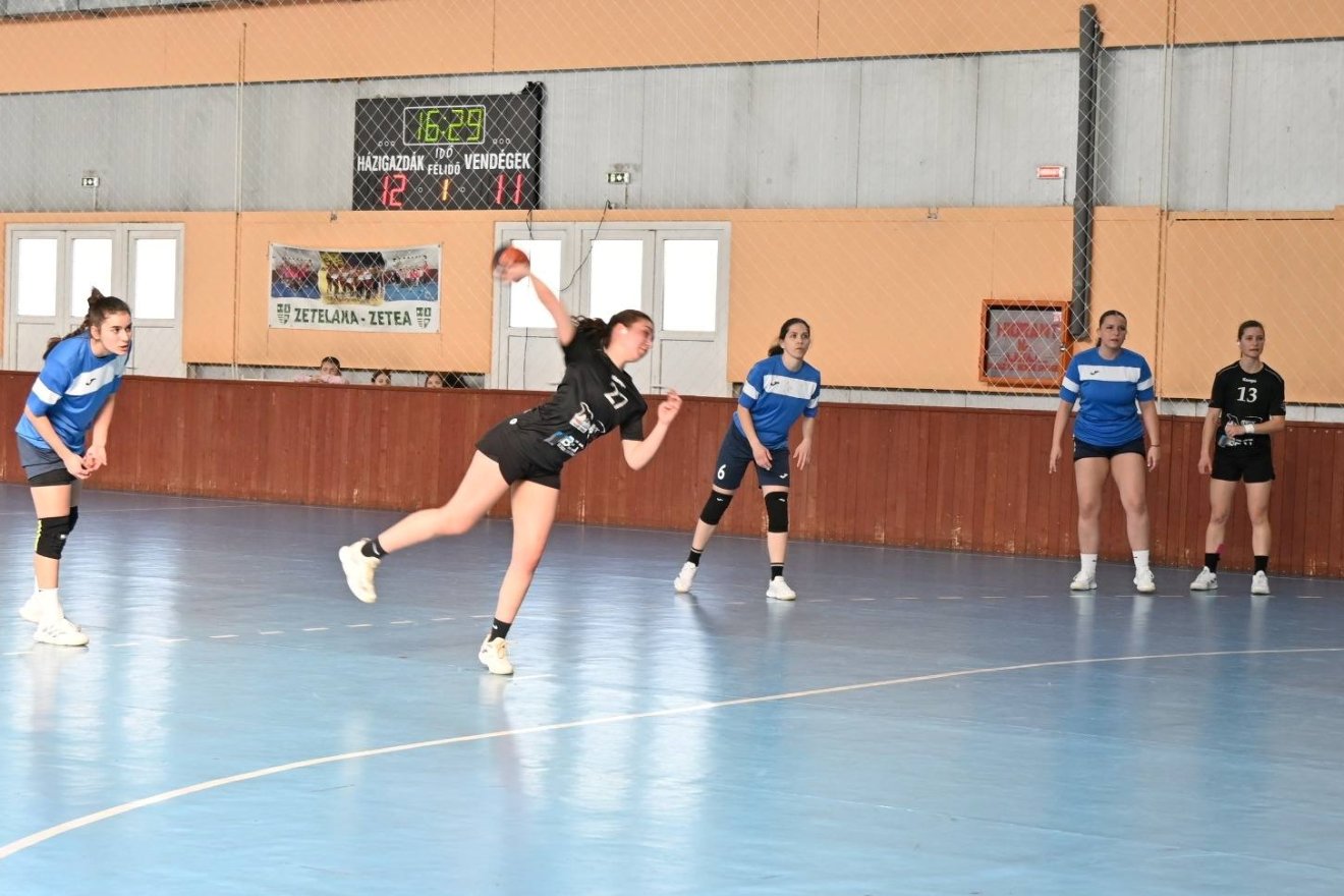 &bullet;  Fotó: Csíkszeredai KSC 4Seasons