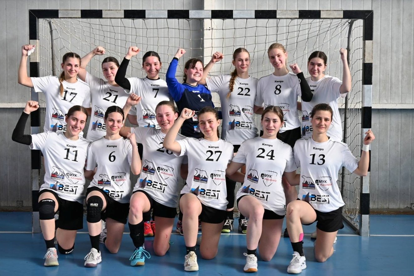 Az éllovas csíki együttest fiatal lányok alkotják &bullet;  Fotó: Csíkszeredai KSC 4Seasons