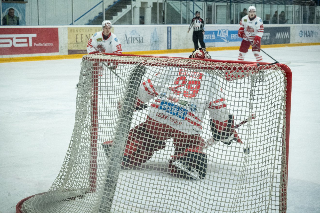 &bullet;  Fotó: Borbély Fanni