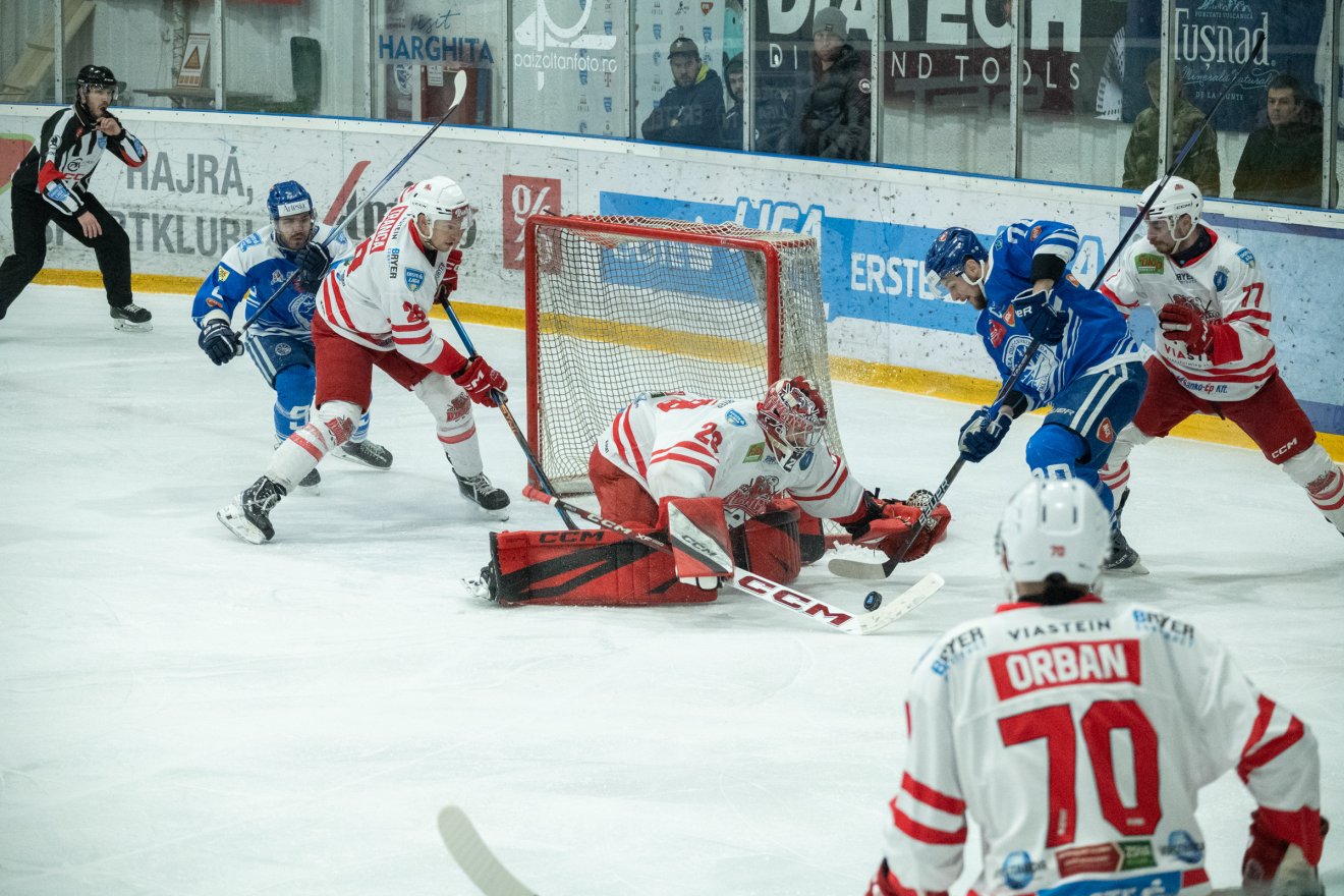 &bullet;  Fotó: Borbély Fanni