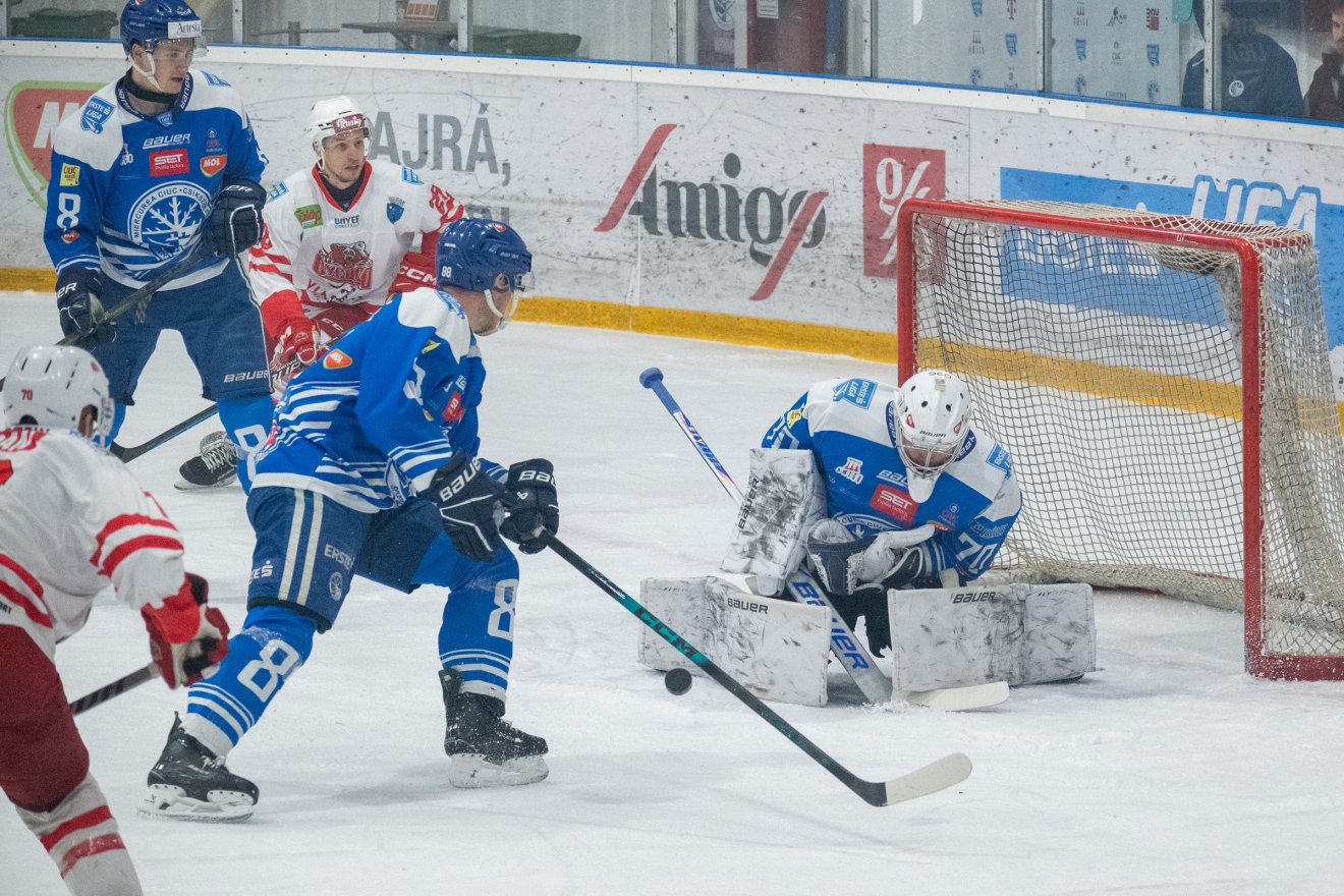 &bullet;  Fotó: Borbély Fanni