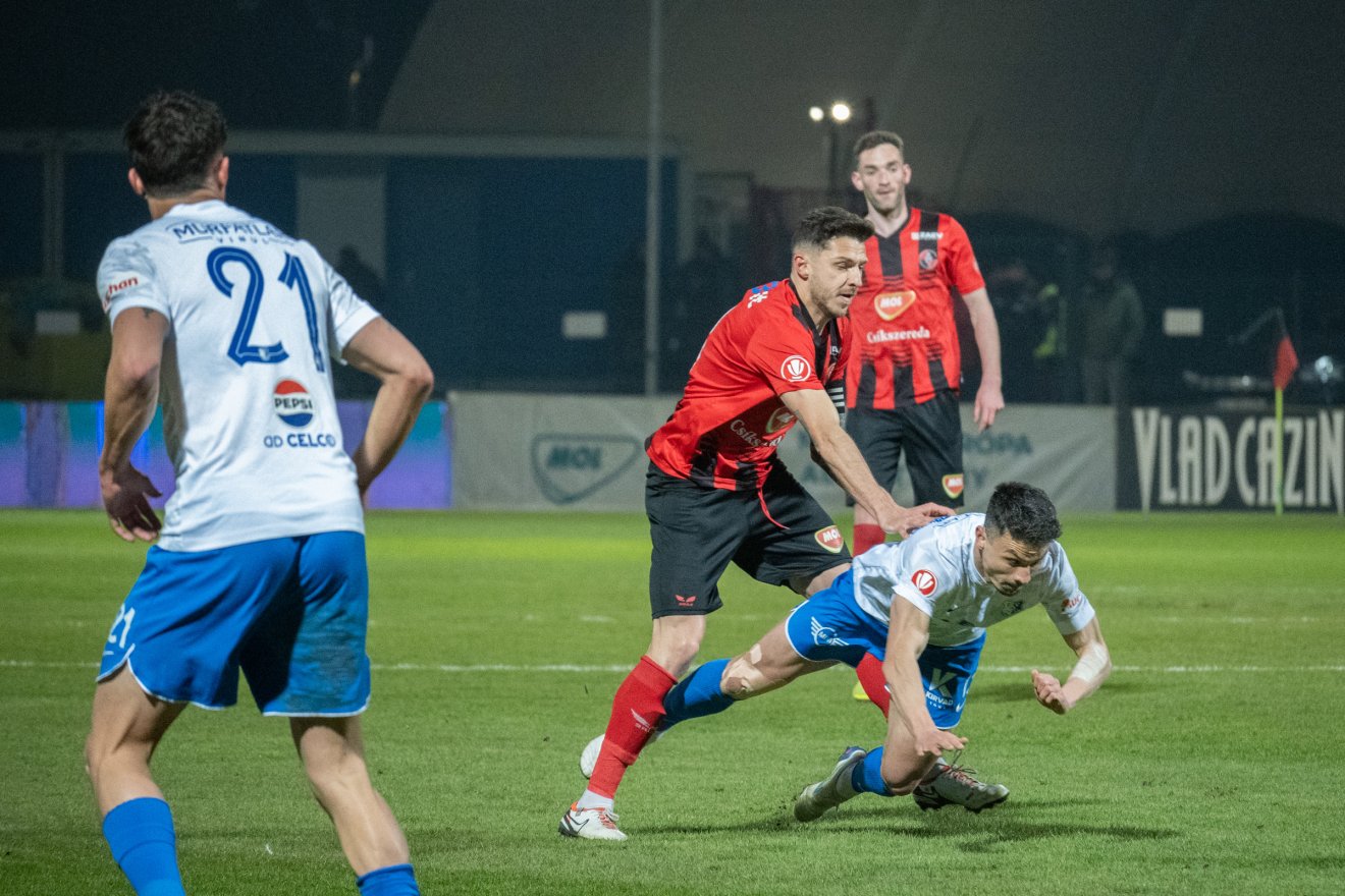 A cserecsatár gólja döntött, bennmaradó helyen az FK Csíkszereda – videóval