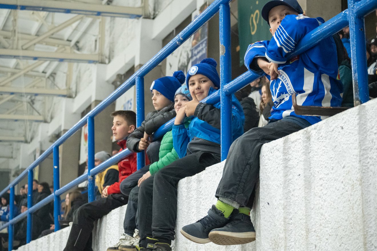 Söpréssel jutott az elődöntőbe a Gyergyói HK, véget ért a Sportklub szezonja