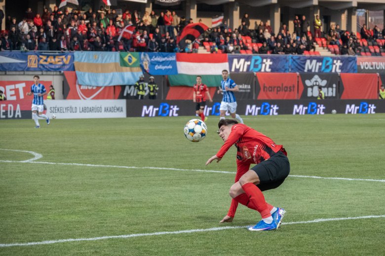 A vonal fölött maradni – ez a tét az FK Csíkszeredának