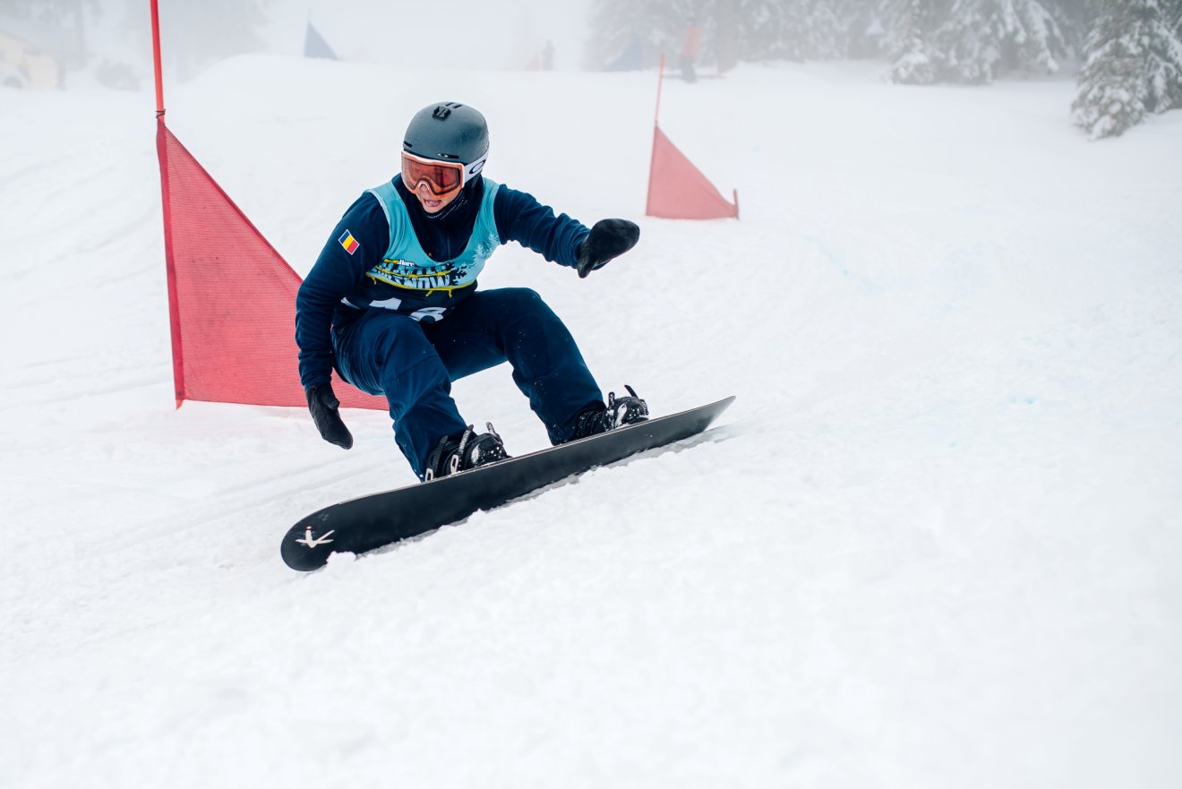 130-an álltak rajthoz a romániai snowboard szezon utolsó versenyén. &bullet;  Fotó: Fejér Magor