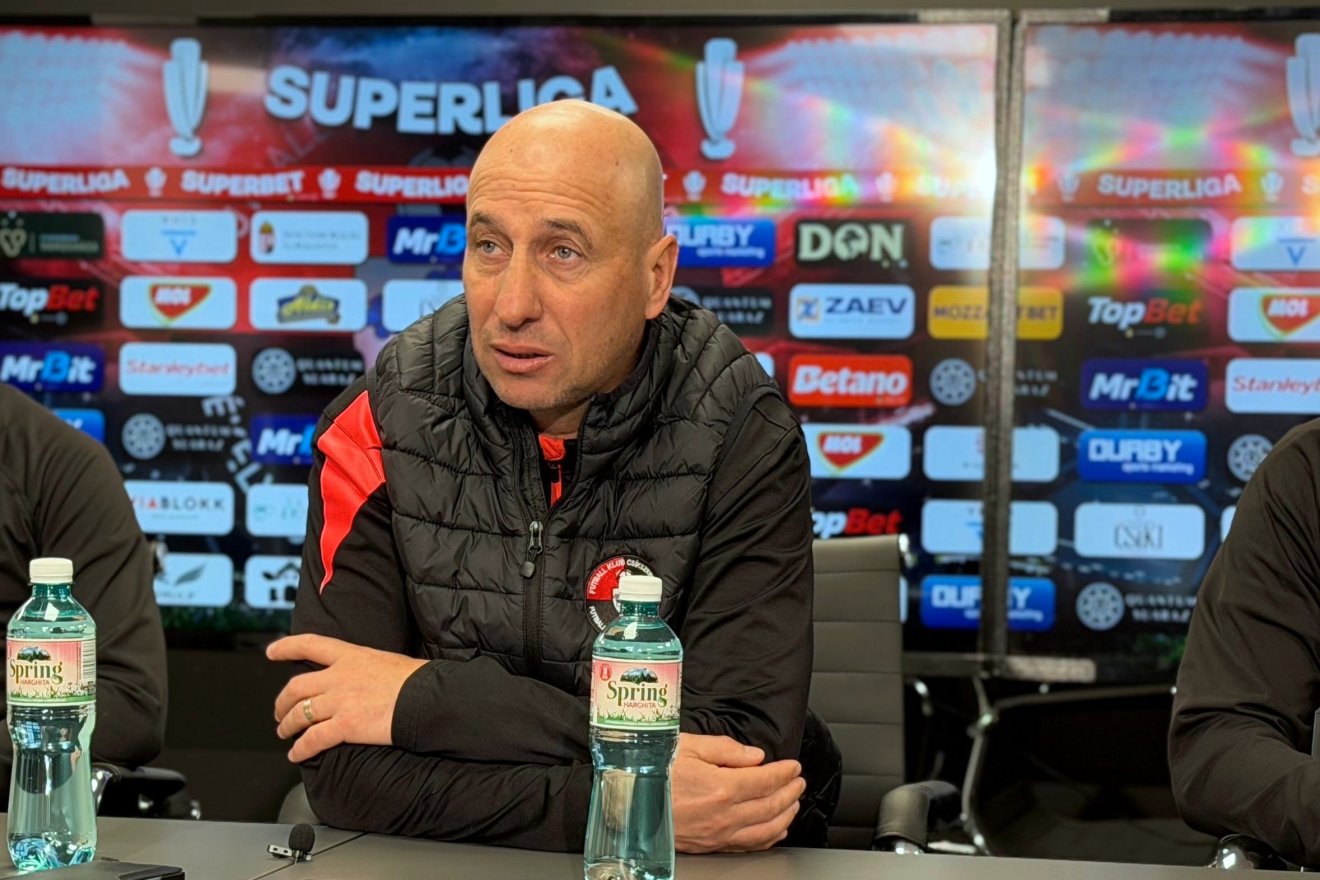 Ilyés Róbert ezútal a lelátóról támogatja csapatát. &bullet;  Fotó: Székely Sport