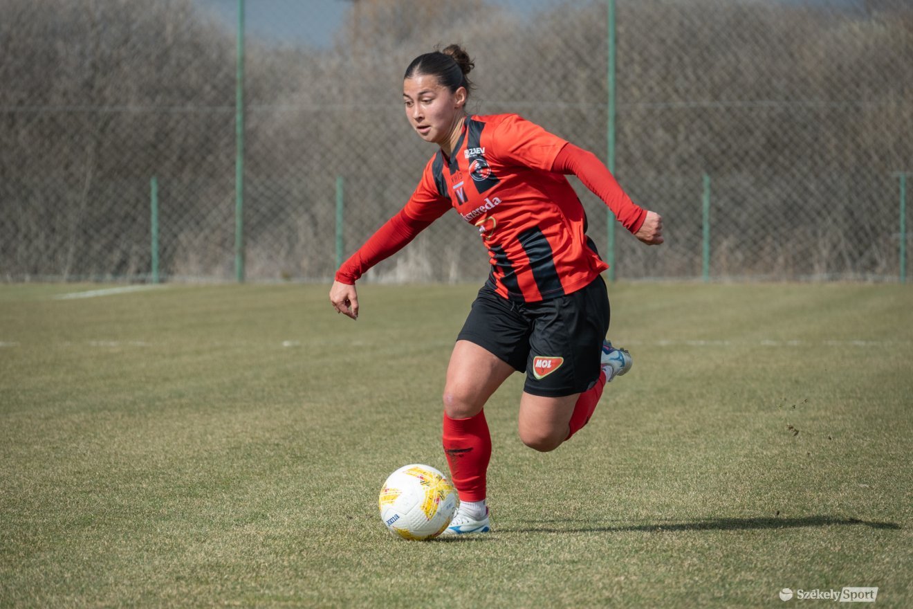 &bullet;  Fotó: Borbély Fanni