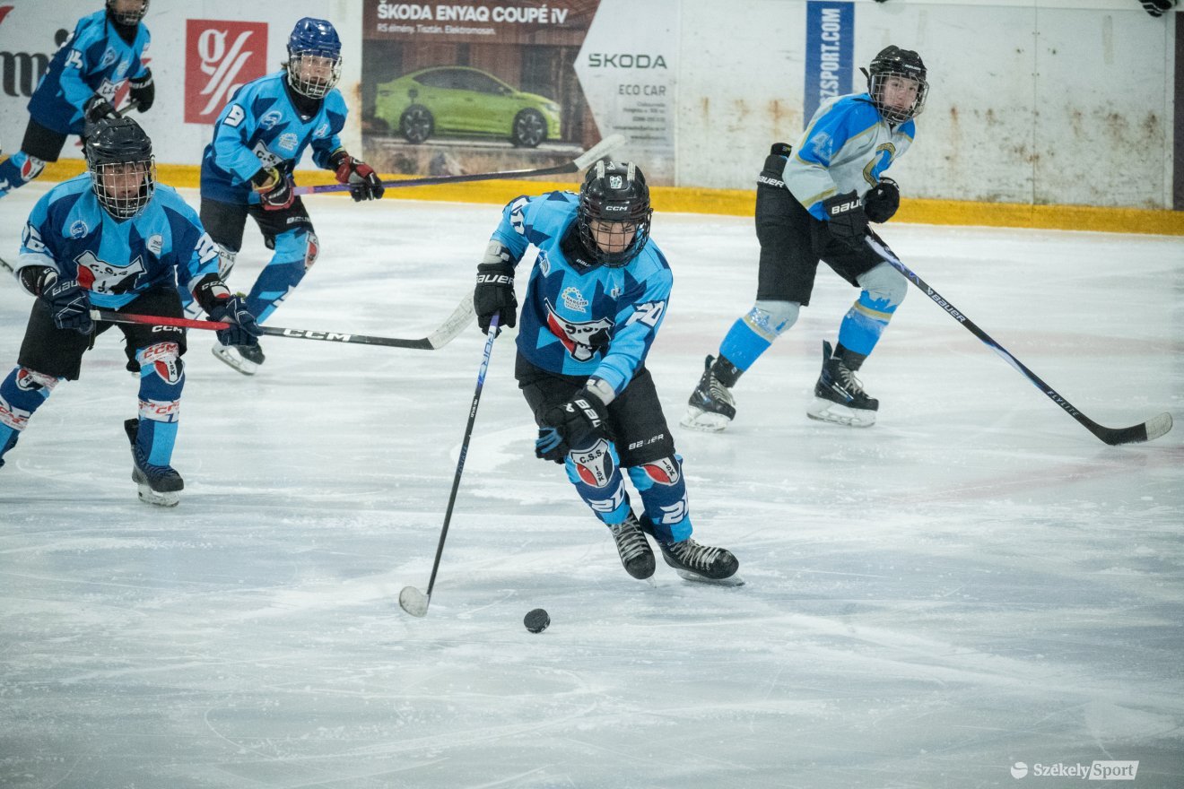 &bullet;  Fotó: Borbély Fanni