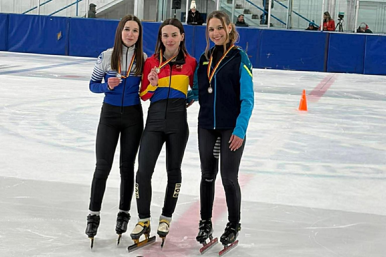 Barta Nóra (középen) sokadik bajnoki címét szerezte meg &bullet;  Fotó: Csíkszeredai Sportklub